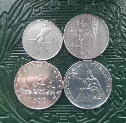 Monete lire del 1961 - in,